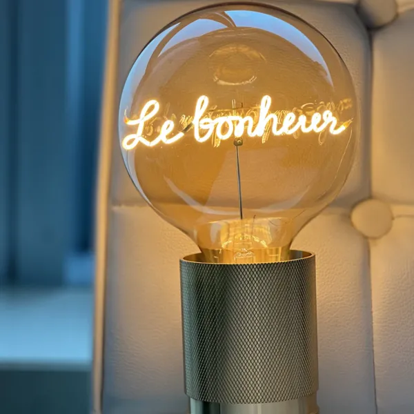 Ampoule Le Bonheur E27 - Ambre-Elements Lighting Outlet