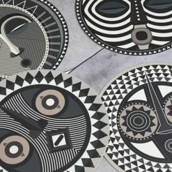 Set De Table Rond Masque Africain Tabaka En Vinyle - O 38 Cm-Pôdevache Sale